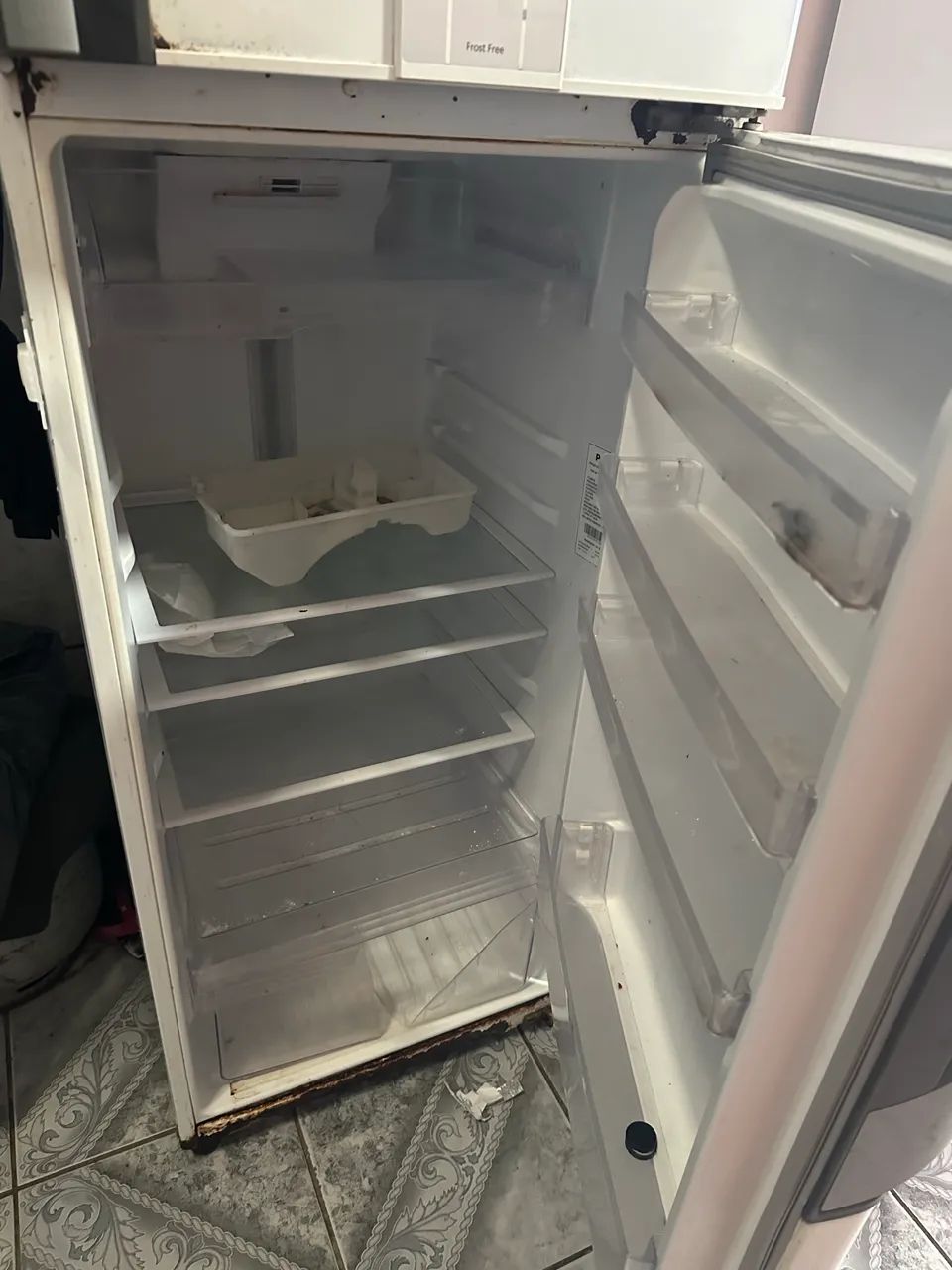 Vendo geladeira Panasonic 387 litros  - Foto 2
