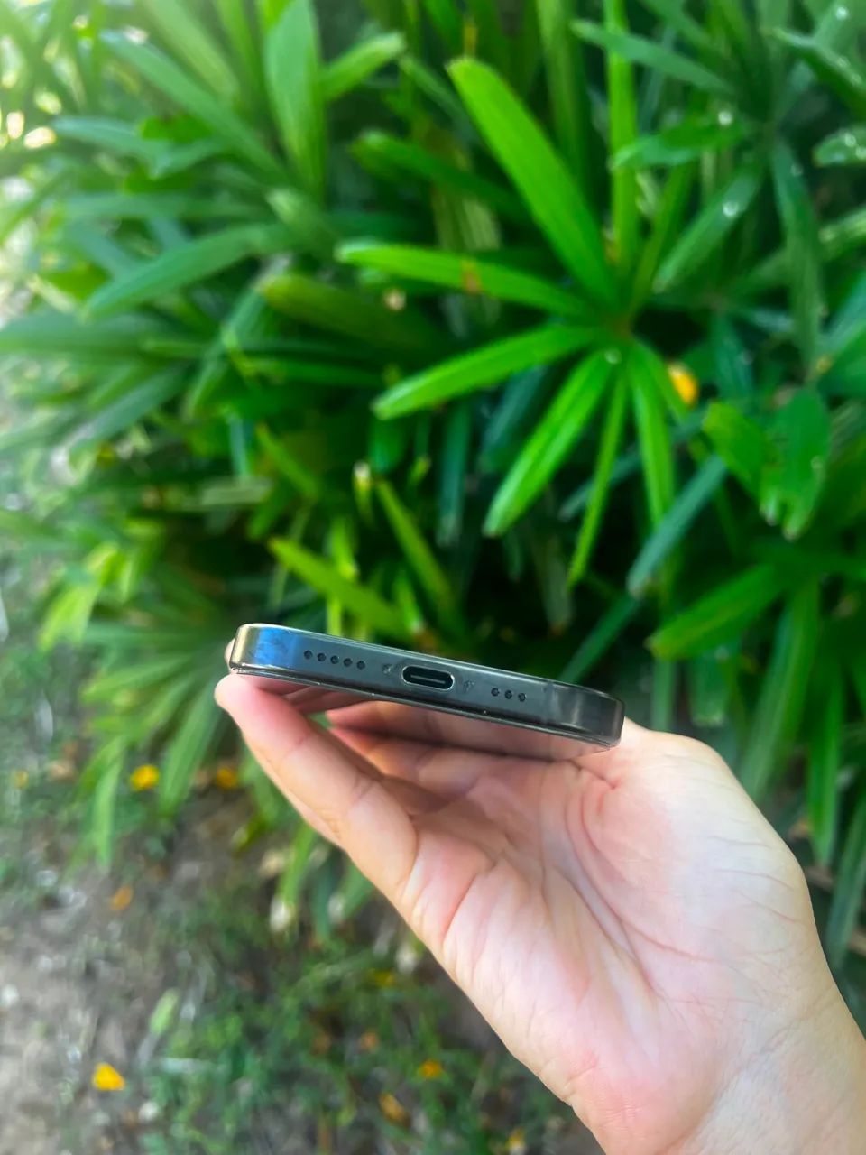 iPhone 16 Pro - Foto 2