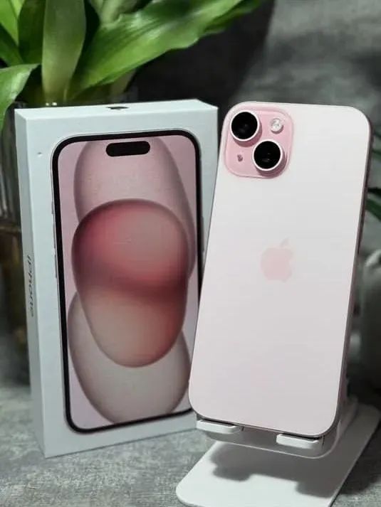iPhone 15 / pink - 128gb 
