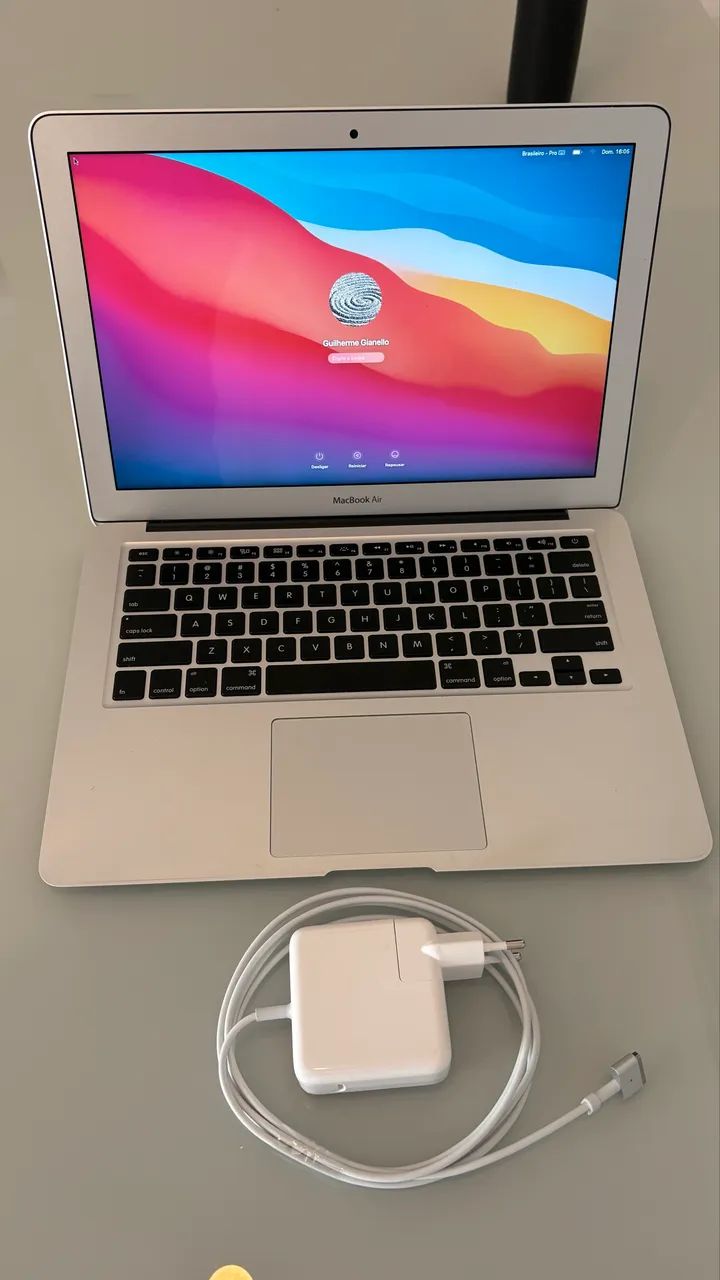 MacBook Air 13インチ（2014） MacBook Air (13-inch, Early 2014) - Notebooks - Copacabana, Rio de