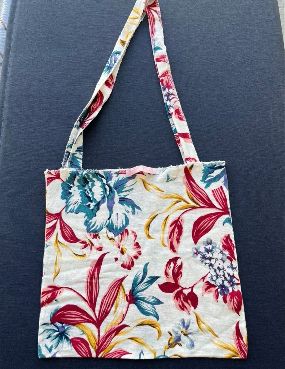 bolsa ecobag em tecido estampado floral - Foto 3