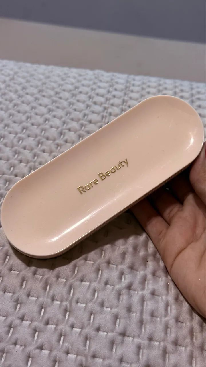 Rare Beauty Discovery Eyeshadow Palette