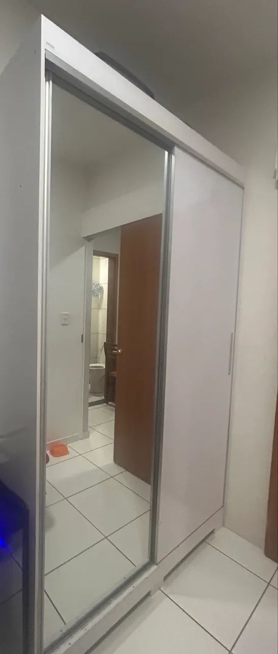 Guarda-roupa 