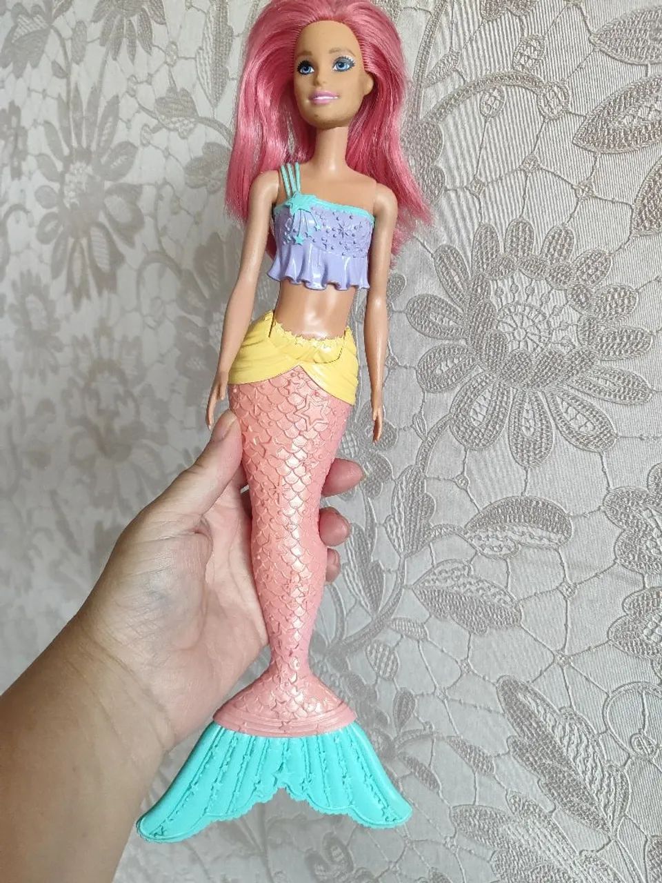 Barbie sereia dreamtopia usada