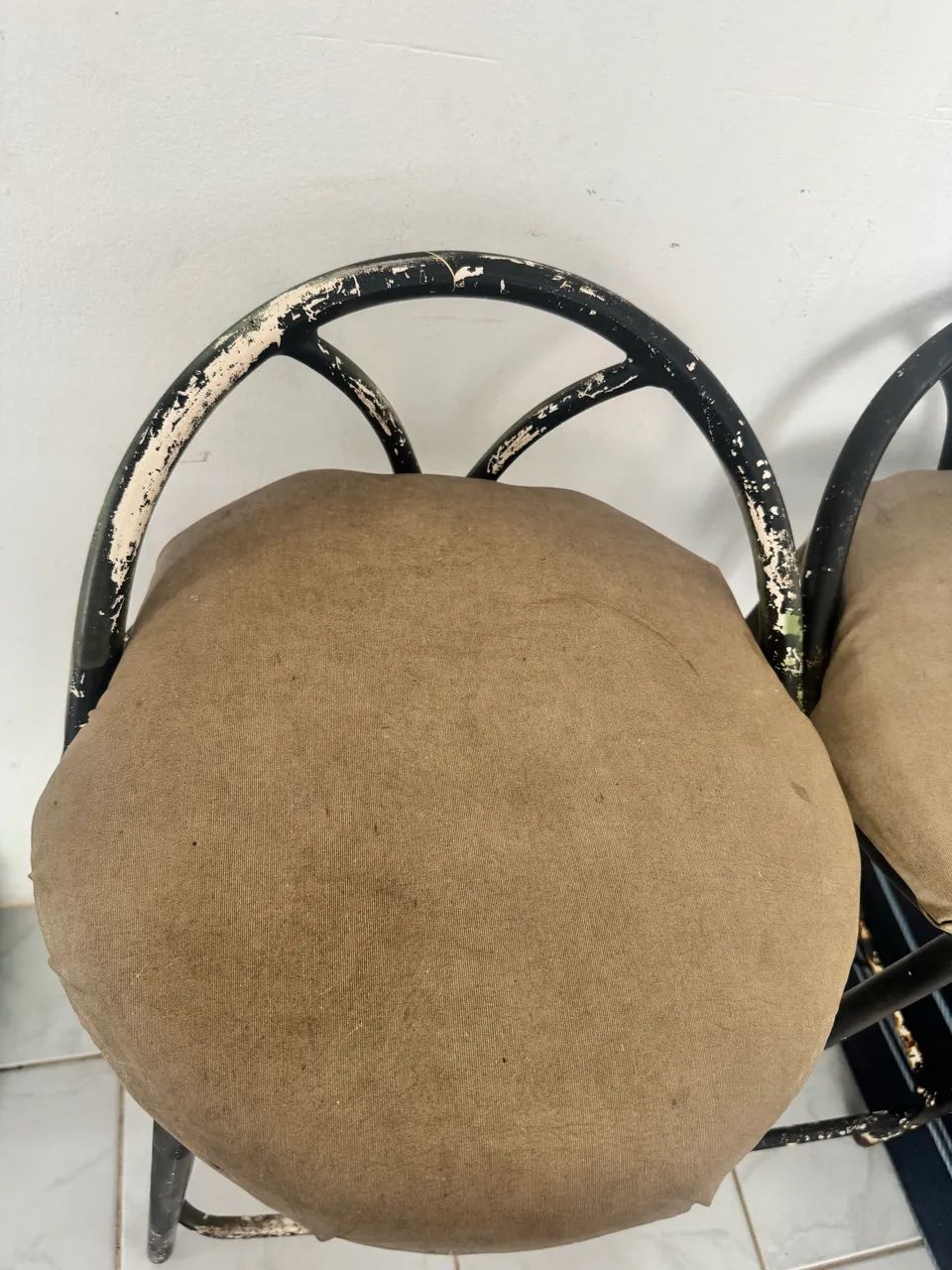Vendo 2 banquetas 