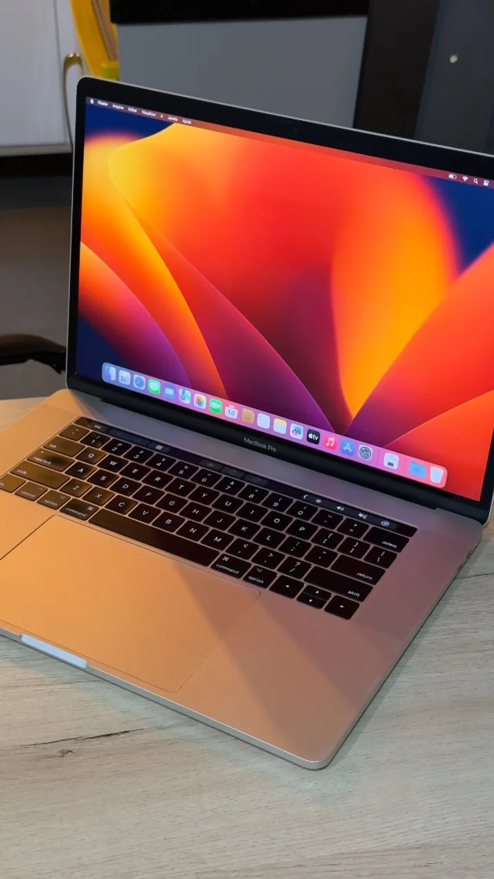 MacBook Pro（15インチ,2017）512GB/16GB〈MPTR2J/A〉④ MacBook Pro (15 polegadas, 2017) - Especificações técnicas
