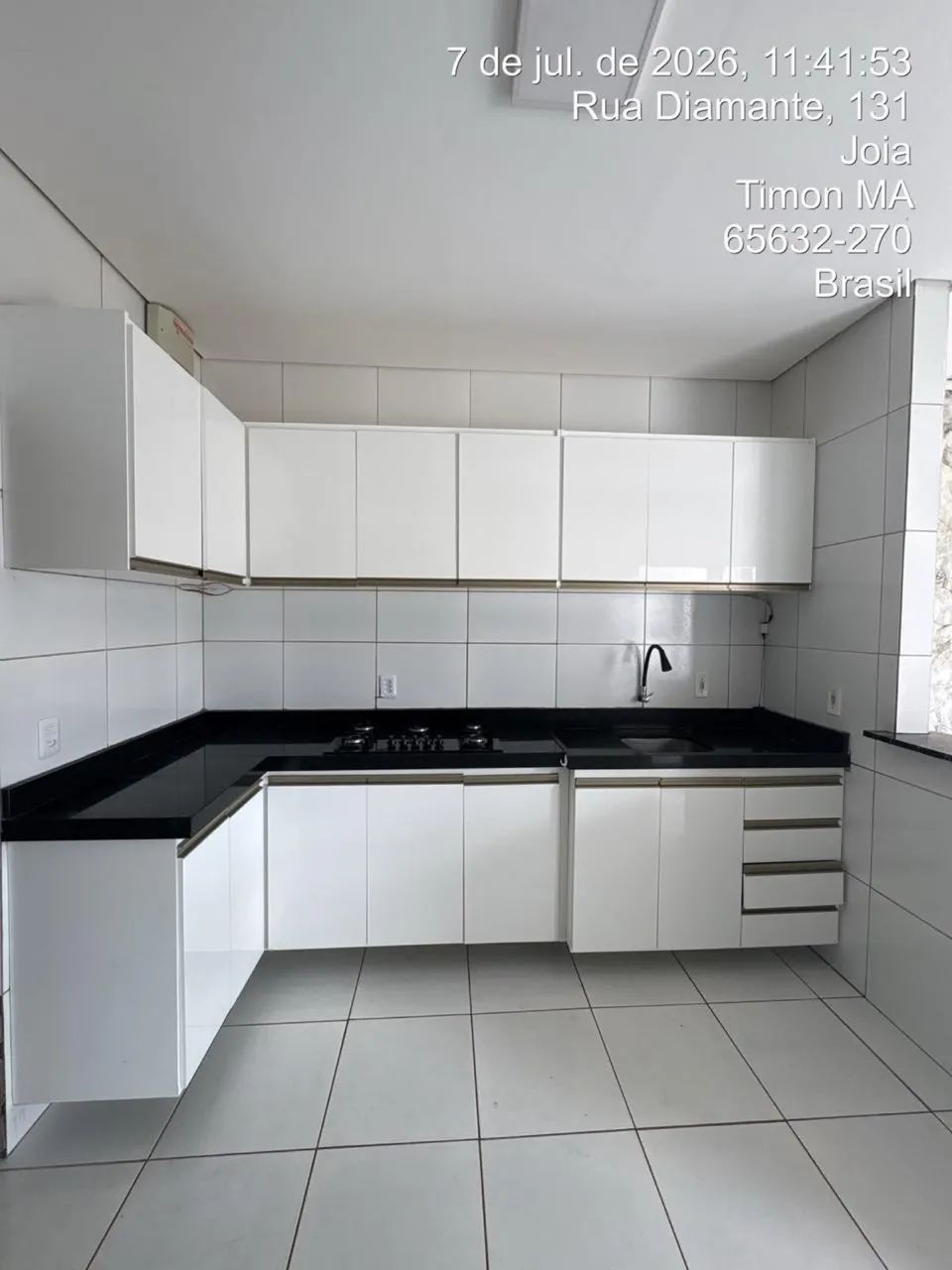 ALUGO  casa com piscina em TImon