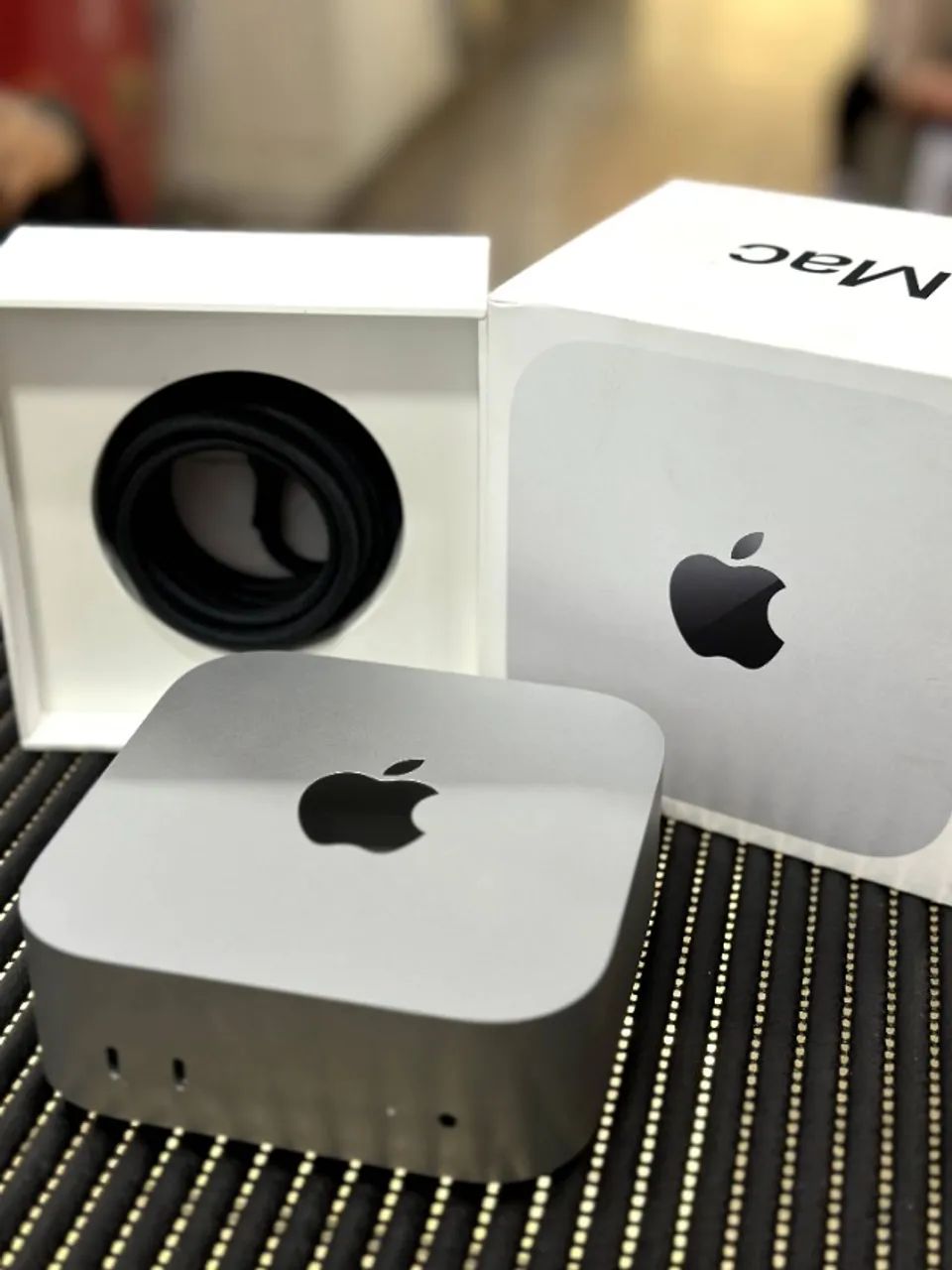 Apple Mac Mini M4, 16Gb ram/ Garantia Dez-2026 / Loja Física