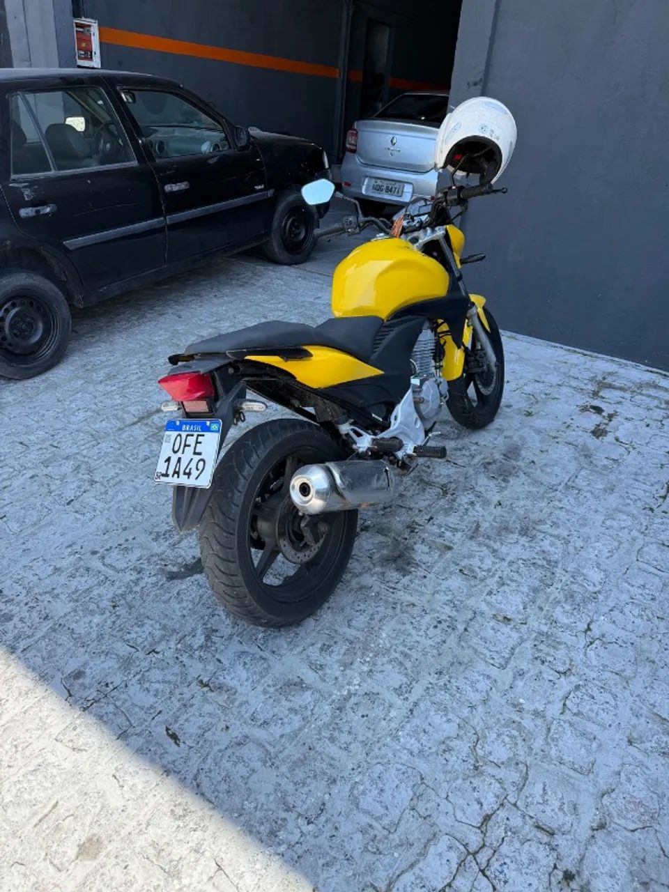 Cb 300 - Foto 2