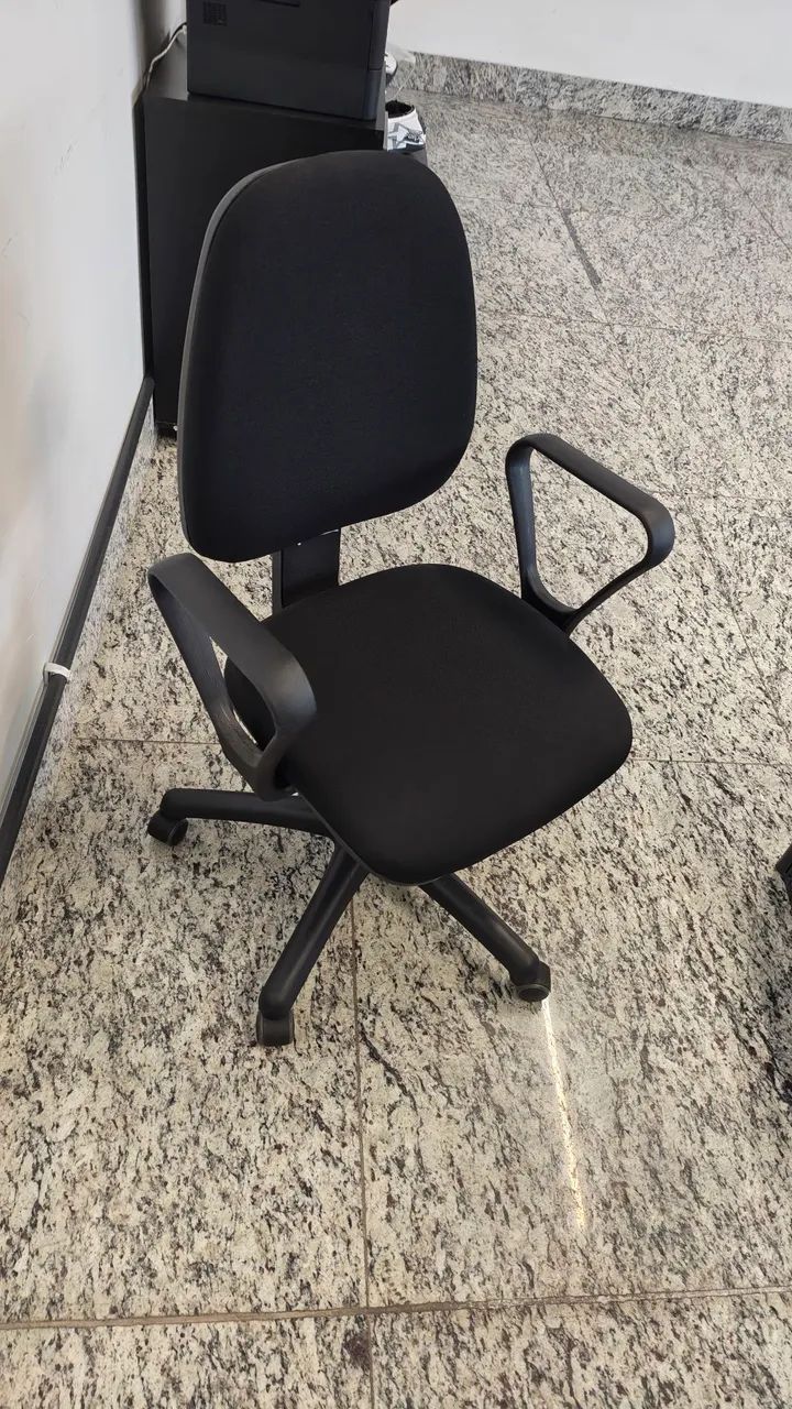 Cadeira de escritório Flex form Nova e  tem usada - Foto 5