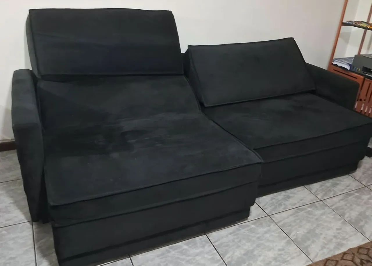 Sofa Preto retratil Grande - Foto 3