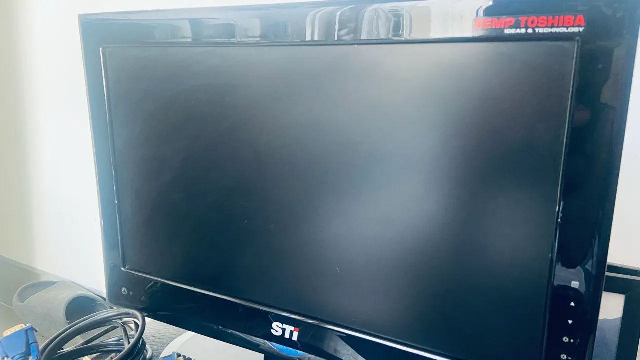 Monitor LED 18.5" Semp Toshiba STi Bivolt + Cabo VGA Incluso! (Modelo MLE1951W) - Foto 3