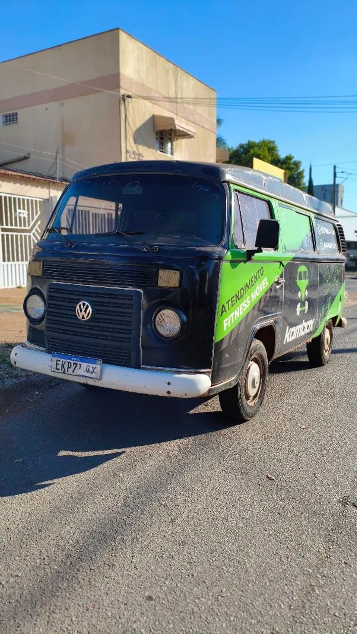 Volkswagen Kombi Kombi Standard 1.4 Mi Total Flex 8V 2010