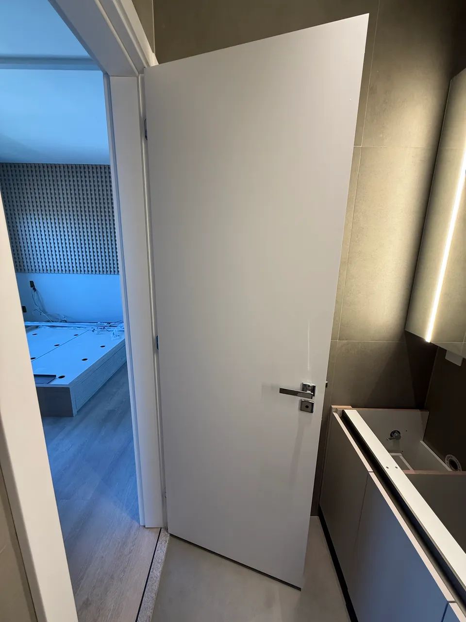 Vendo porta branca