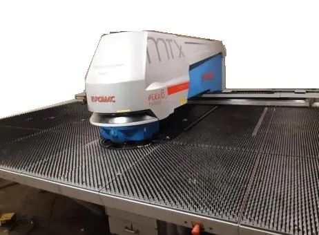 Puncionadeira Euromac modelo MTX Flex 6 1250/30-2500