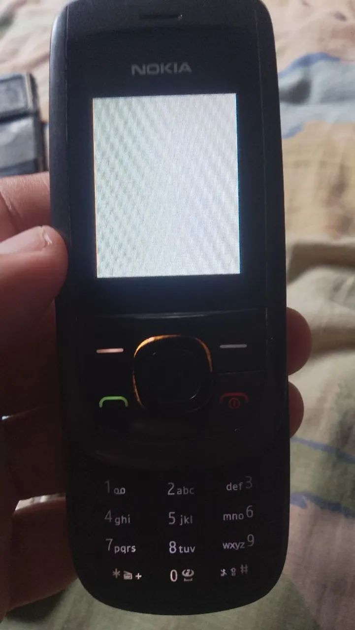 MOTOROLA V3 NOKIA 2220 display quebrado  - Foto 3