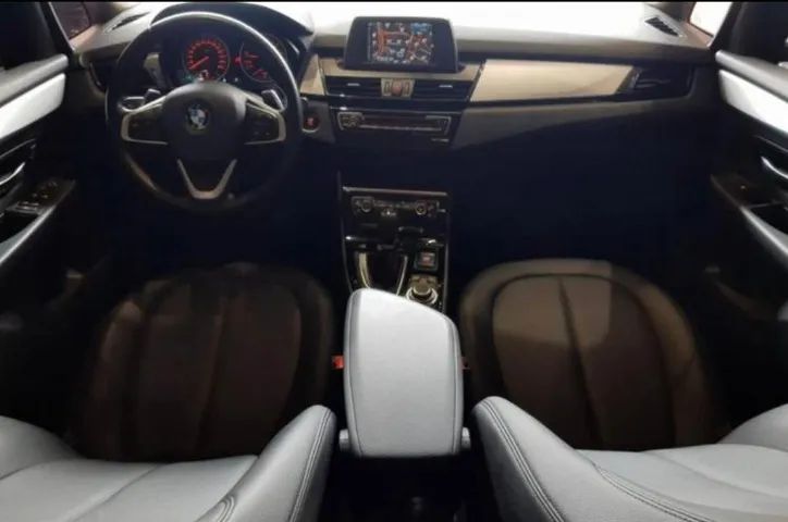 BMW 220ITourer Active Flex 2.0 TB Aut. 2016 - Foto 5