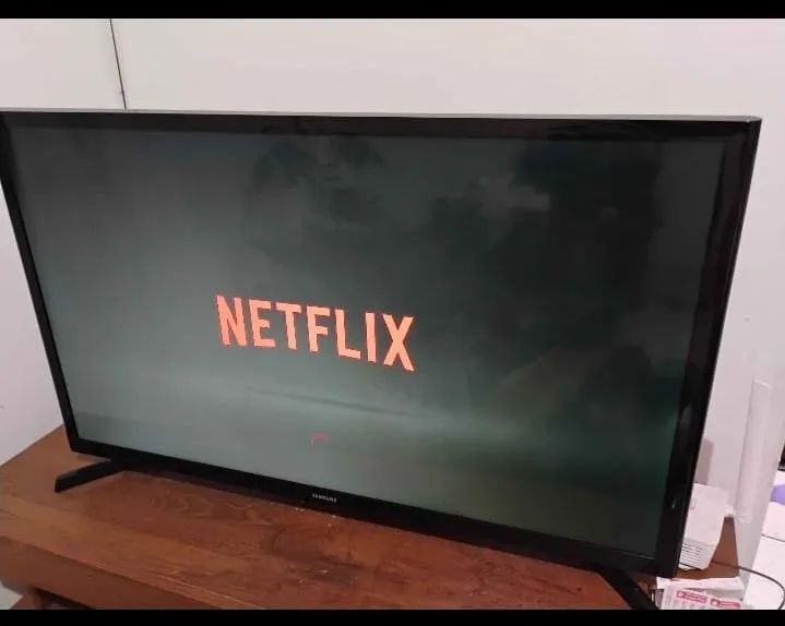 Tv smart, 32 polegadas  - Foto 3