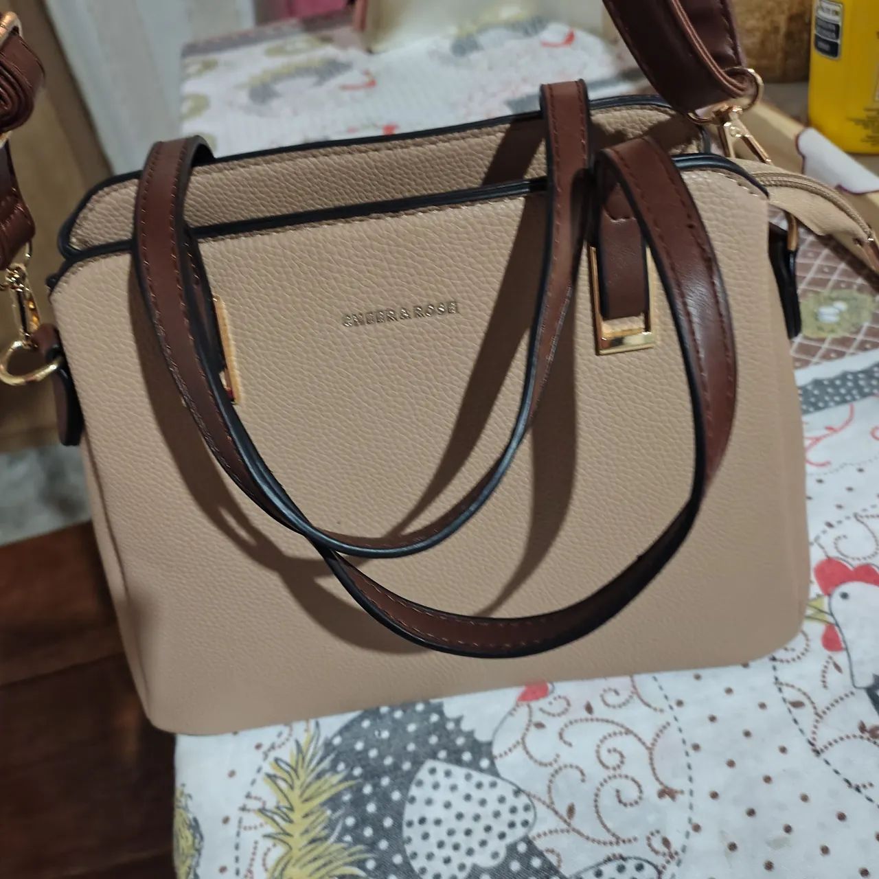 Bolsa feminina Cherry e Rose 