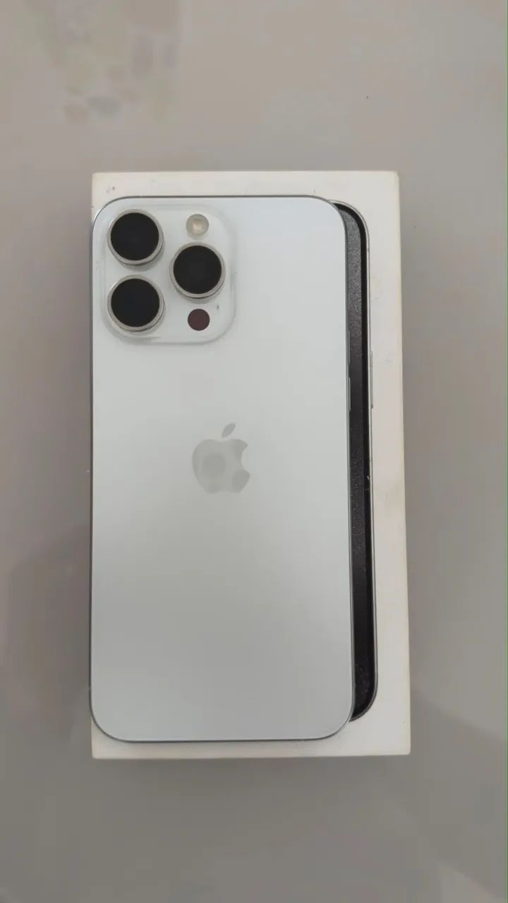 iPhone 15 Pro Max 256gb IMPERDÍVEL 