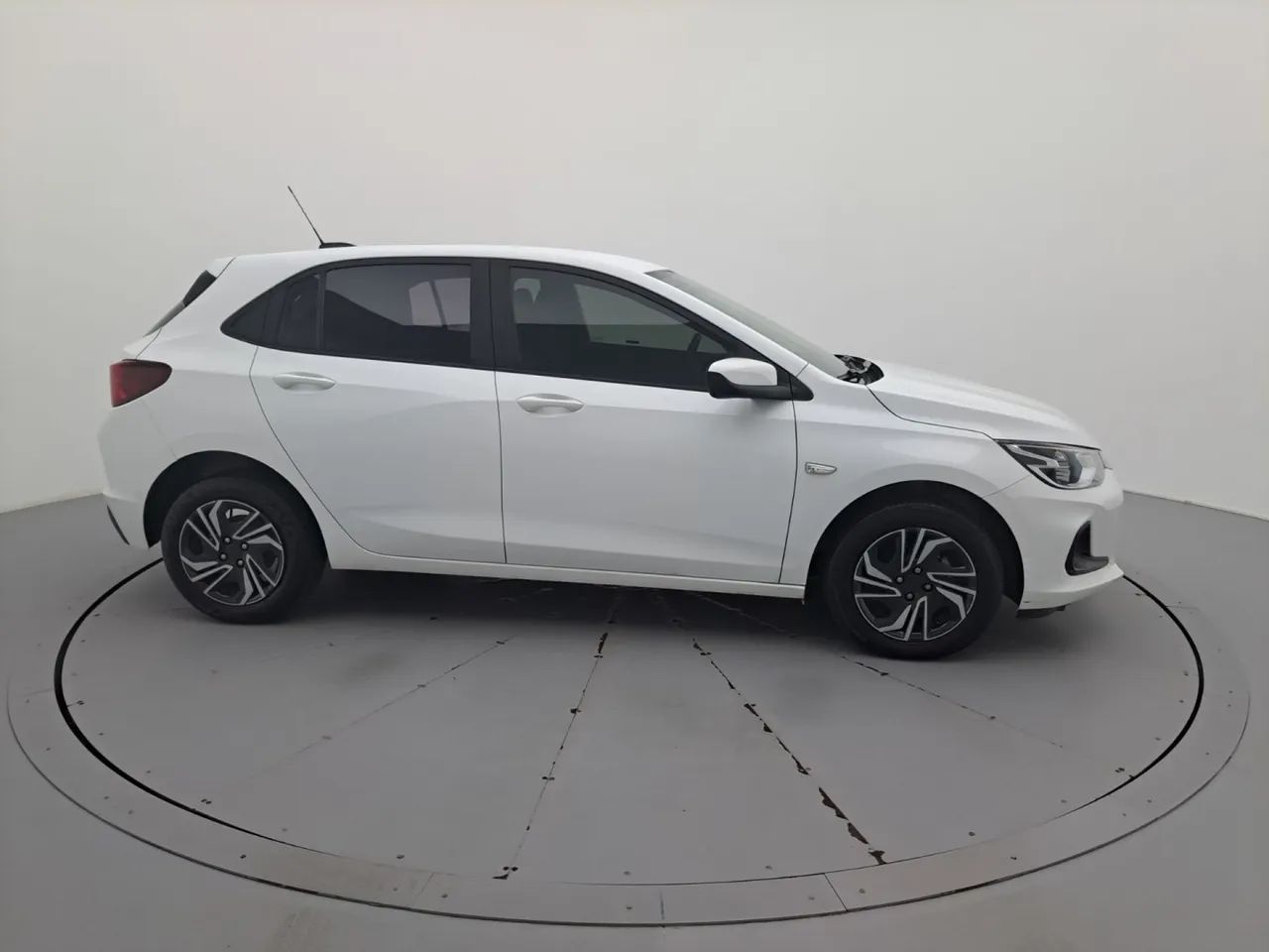 Chevrolet Onix Hatch LT 1.0 12V TB Flex Mec. 4P, foto 6 de 18