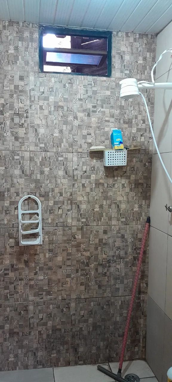CASA COM 3 QTS E 2 COZINHAS (UMA EXTERNA AZULEJADA) - OPORTUNIDADE! - Foto 5