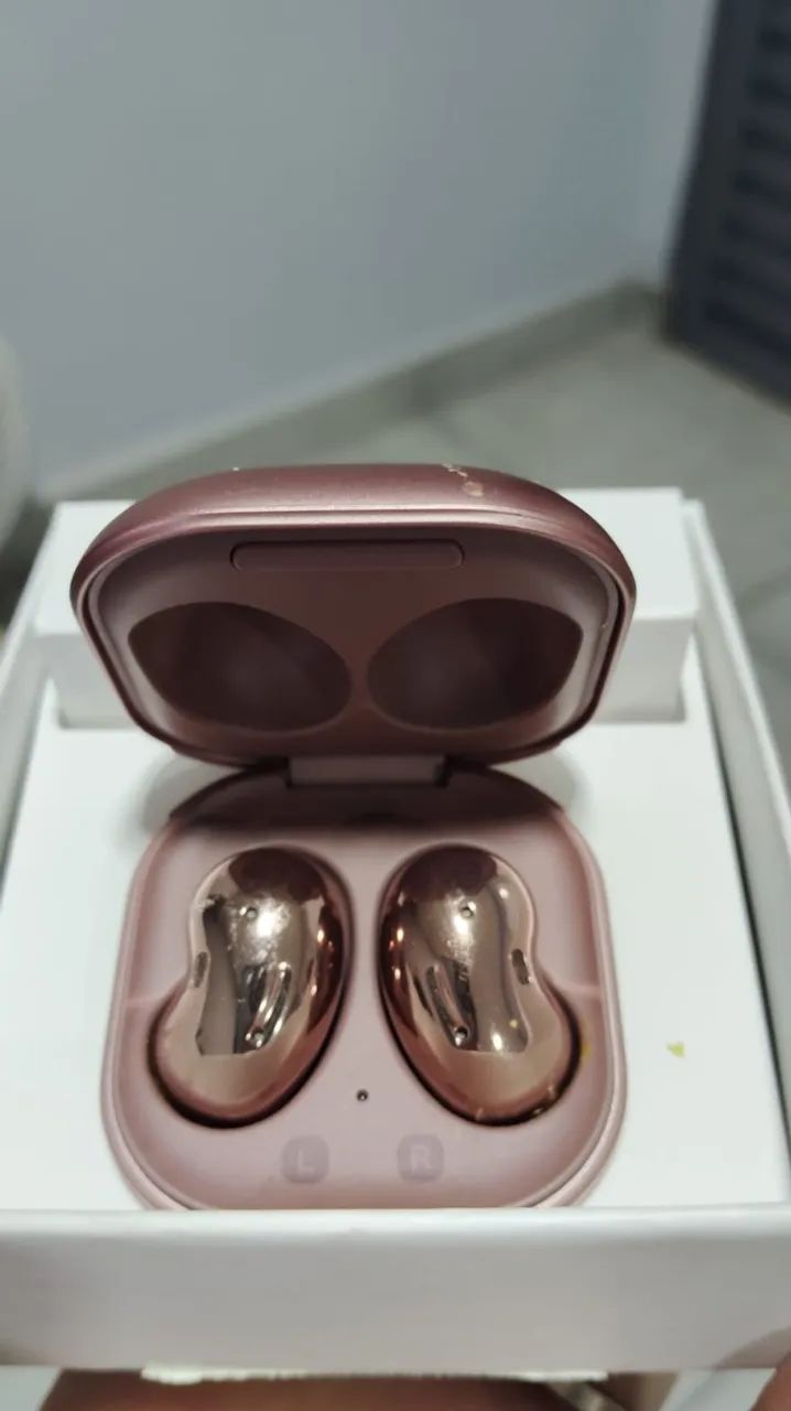 Samsung Buds Live - Fones Bluetooth