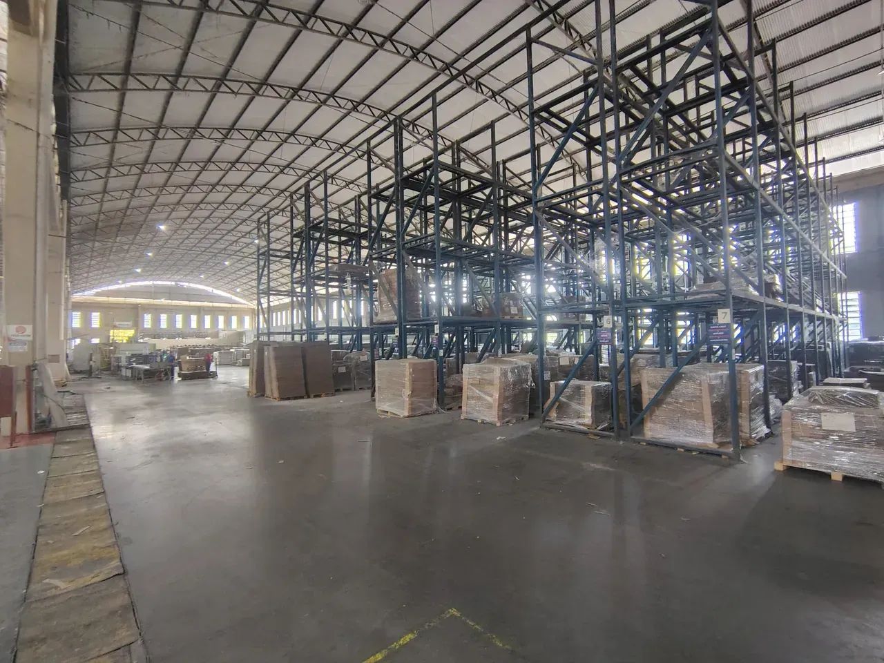 Galpão 1.950m²/ Distrito Industrial/ Condomínio. - Foto 4