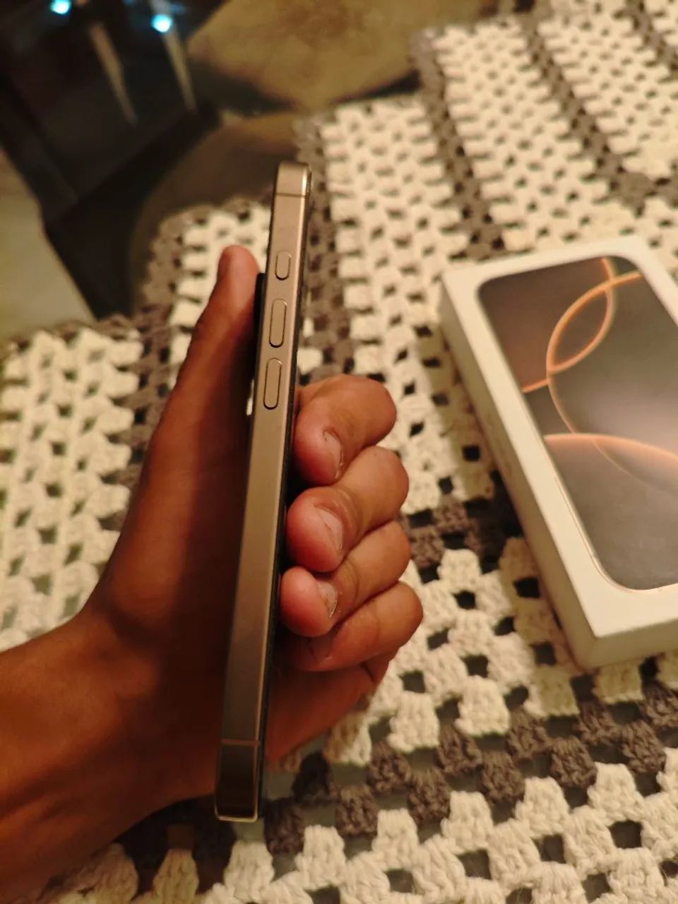 iPhone 16 pro - Celulares e Smartphones - Parque dos Pirineus