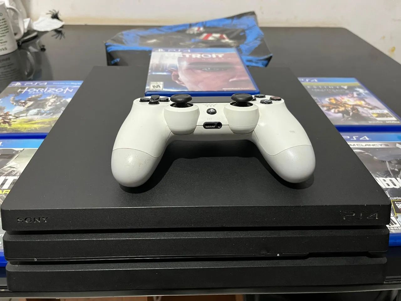 Vende se ps4 PRO  - Foto 4