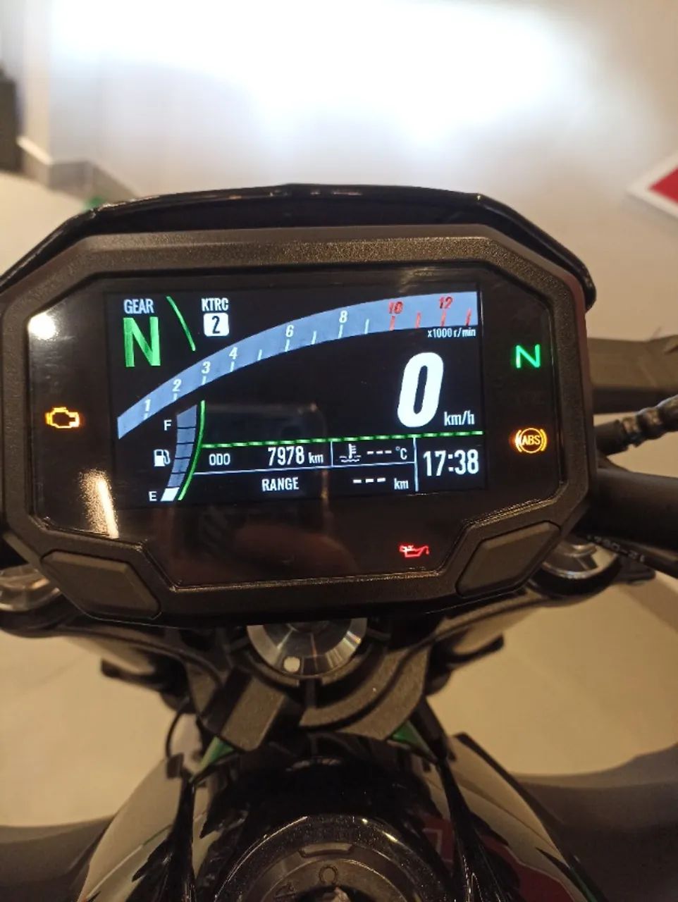 Kawasaki z650 2025 - Foto 3