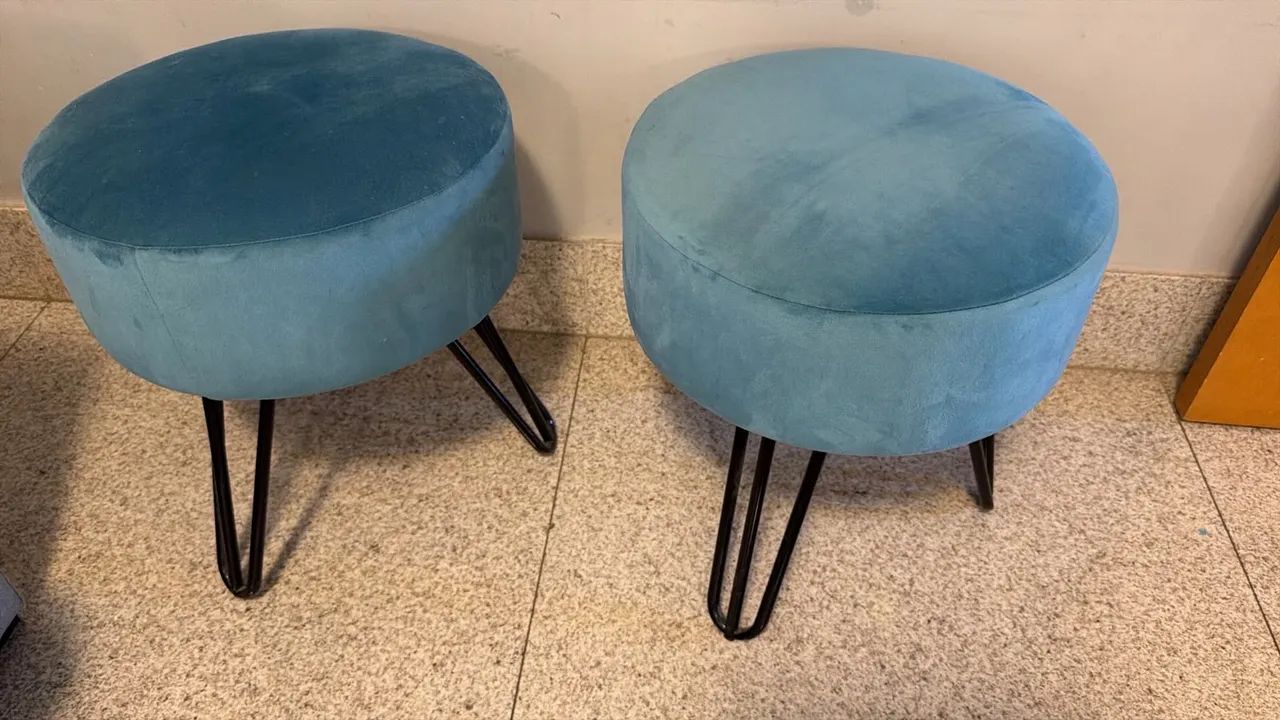 Conjunto banquetas estofadas 