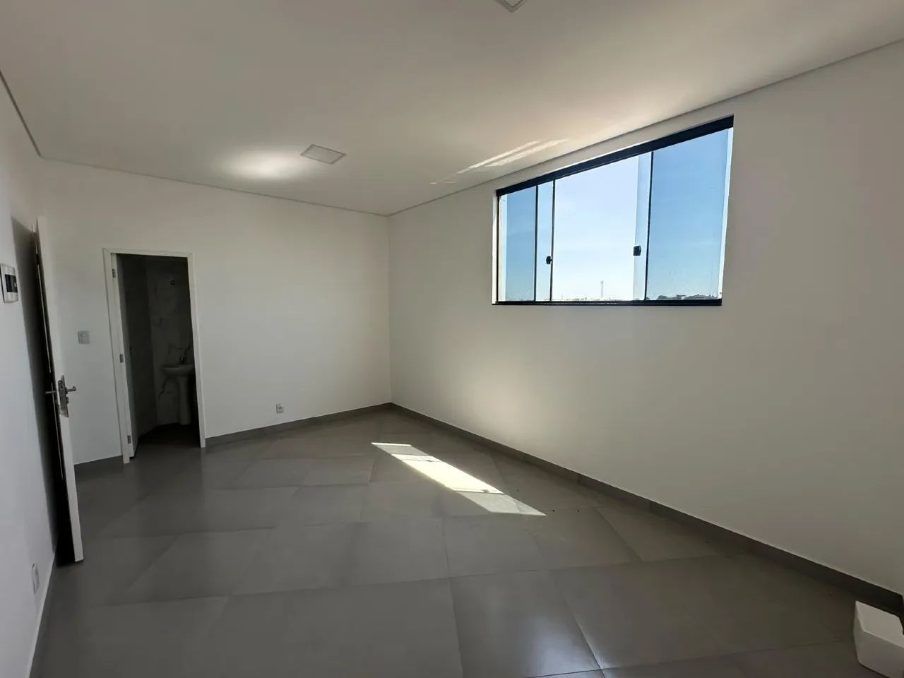 Sala para alugar no Bairro Tirol - Foto 5