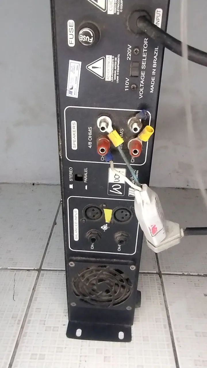 amplificador A 3000 wvox  - Foto 2