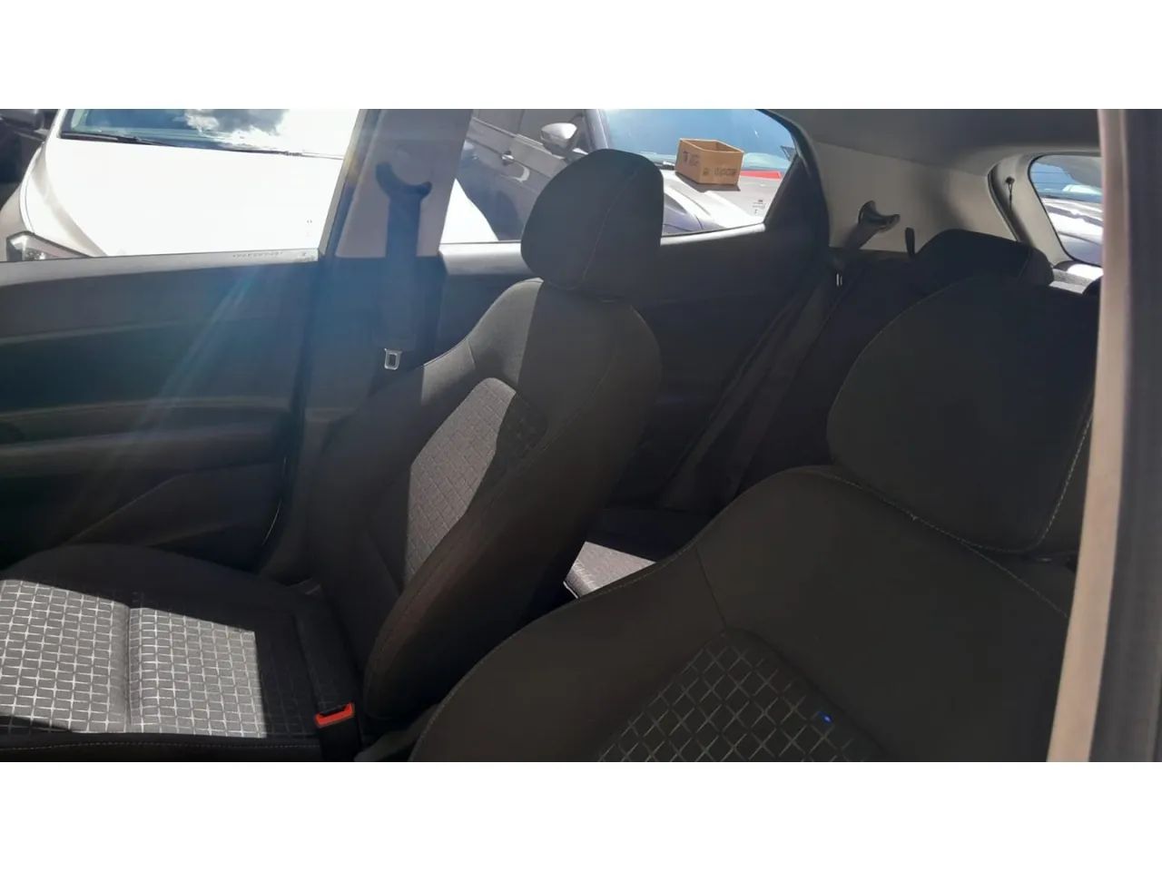 Hyundai HB20 Comfort Plus 1.0 Flex 12V Mec., foto 10 de 15