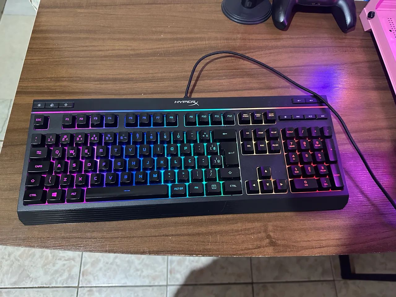 Teclado hyper x alloy core rgb