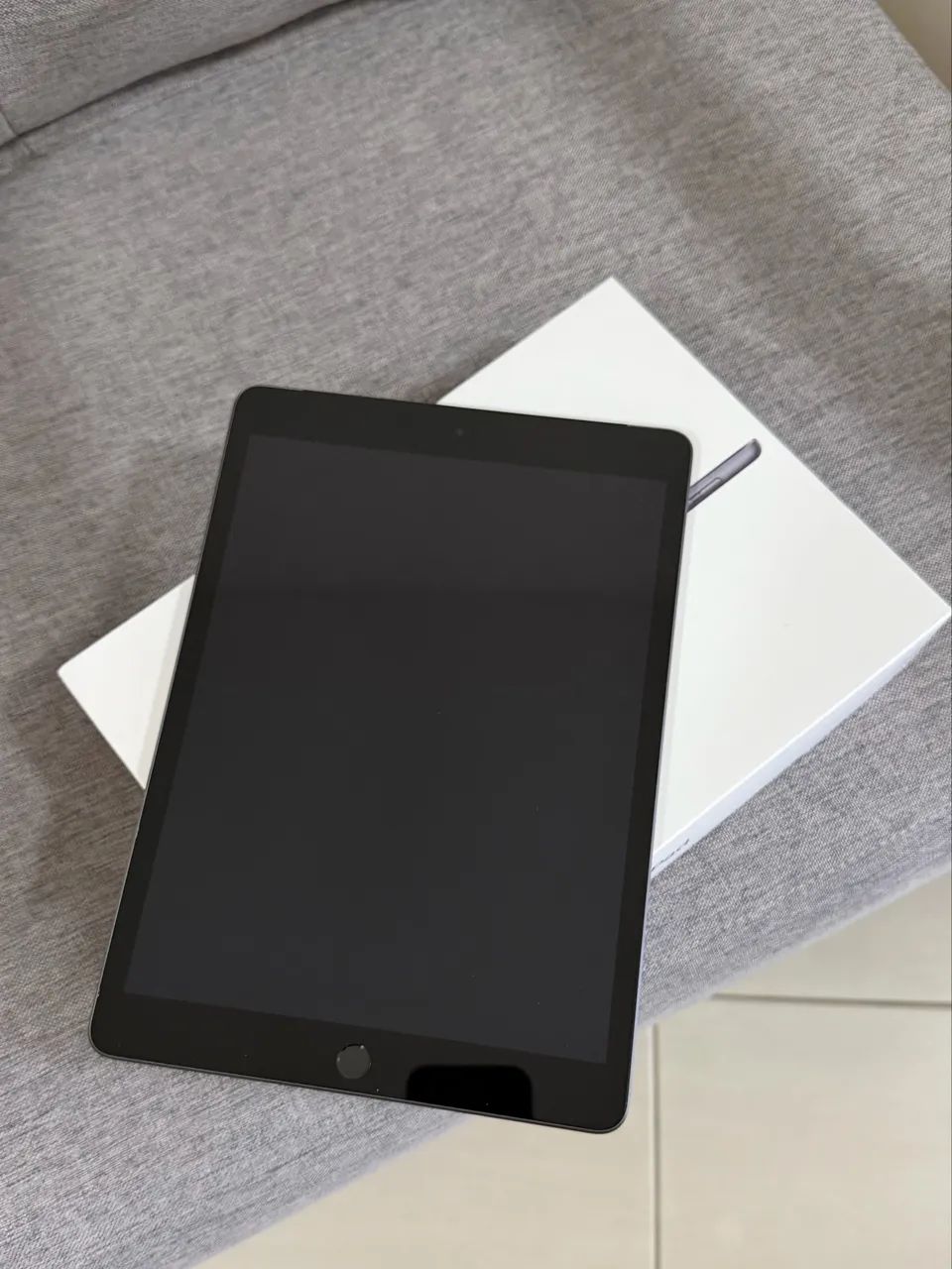 iPad 9 geração, 256gb, WifI + Celular - Foto 2