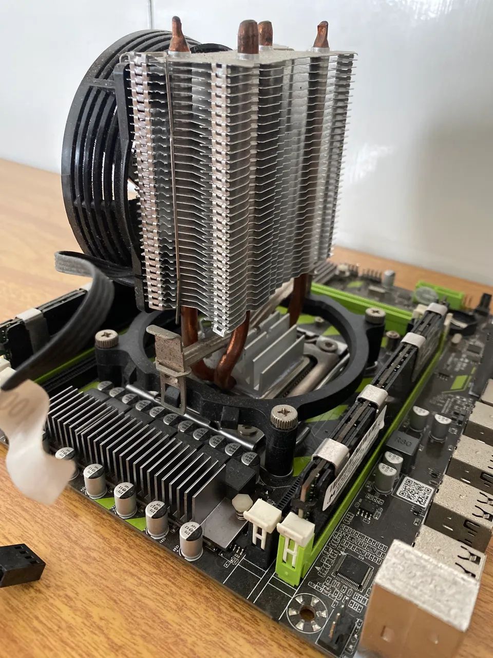 Kit Xeon (Placa mãe + Processador + RAM + Dissipador) - Foto 5