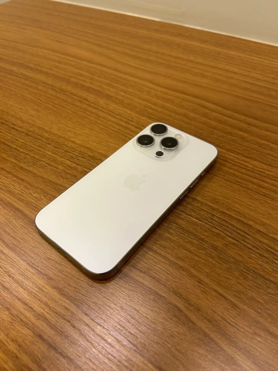 iPhone 15 pro excelente estado  - Foto 2