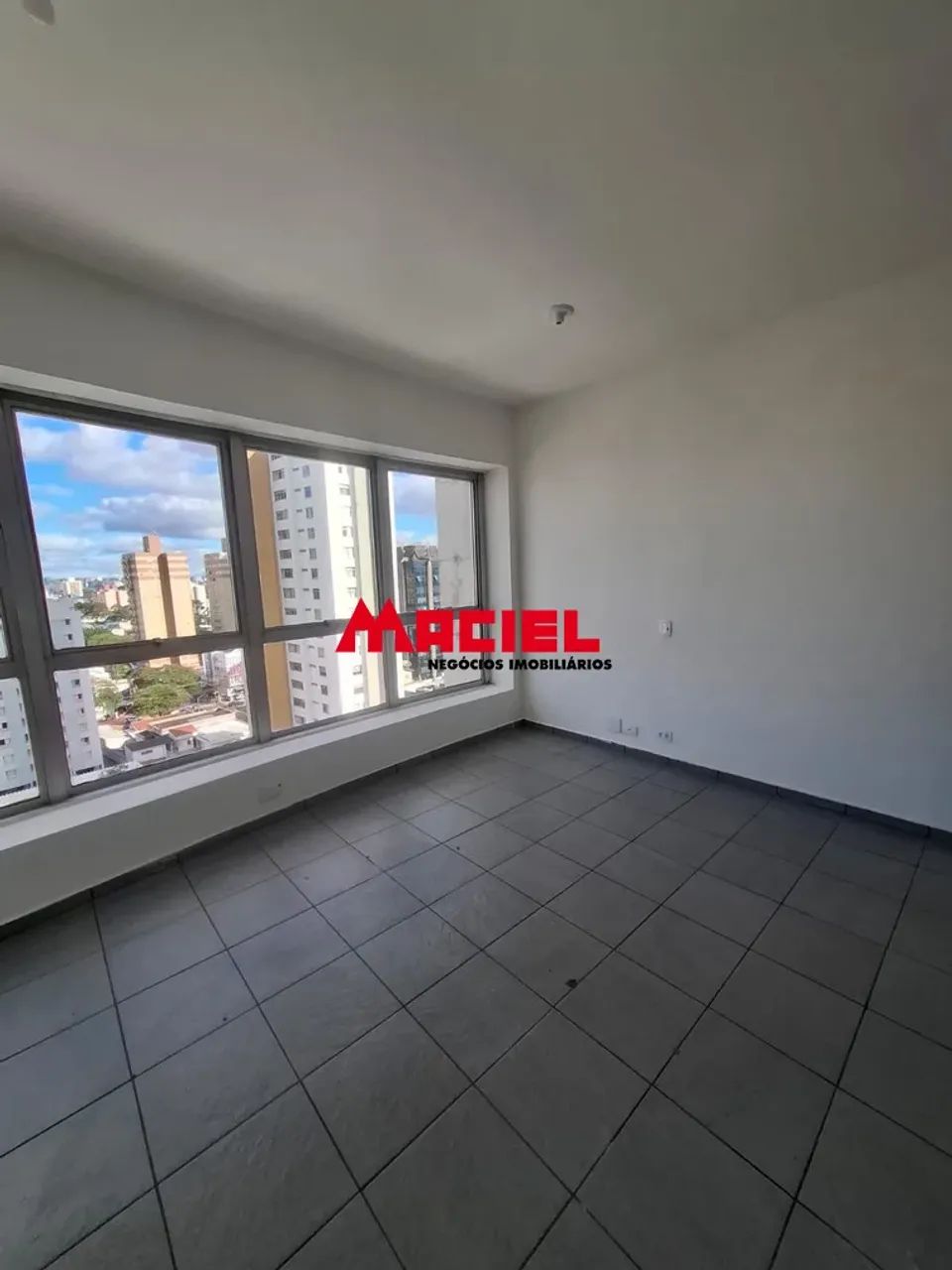 SALA COMERCIAL NO CENTRO DE SÃO JOSE DOS CAMPOS - Foto 5