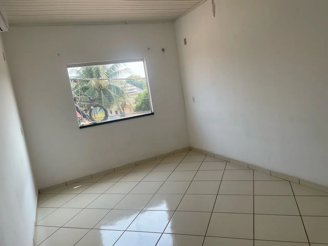 Alugo lindo apto em candeias - Foto 4