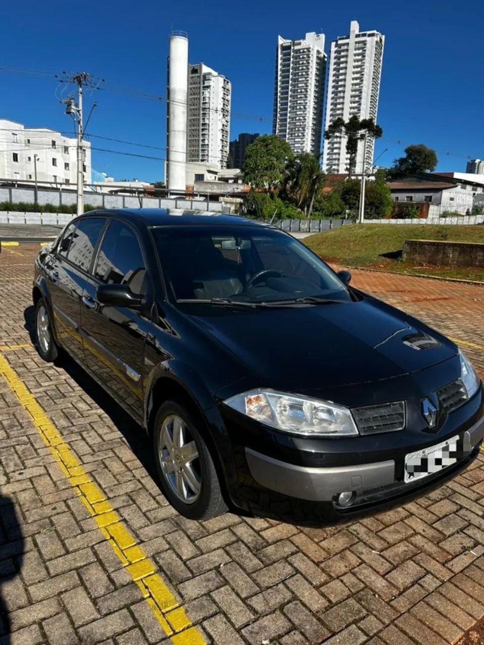 Renault Megane Megane Sedan Dynamique Hi-Flex 1.6 16V 2008
