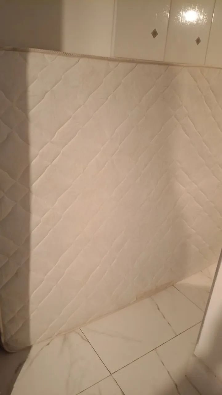 Colchão de casal 