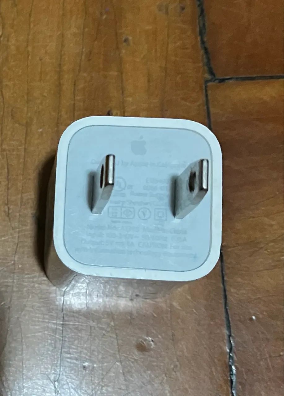 Carregador iPhone 5w pequeno