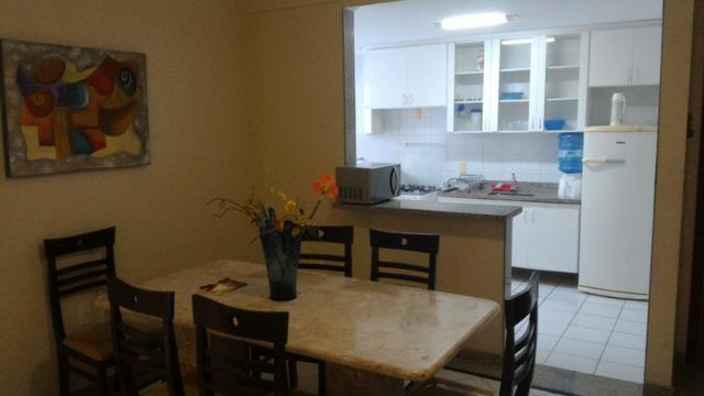 Apt 2 quartos com suite e 2 vagas garagem , no Prédio do shopping Praia Center - Foto 10