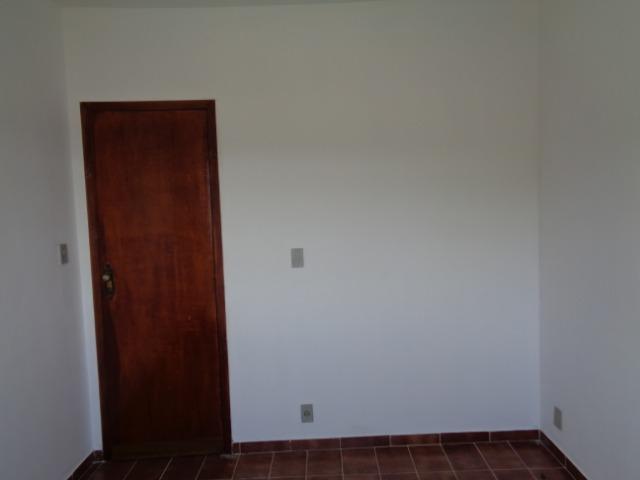 Alugo ótima casa no centro de Japeri - Foto 7