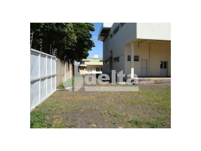Galpão/depósito/armazém para alugar em Santa mônica, Uberlândia cod:532515 - Foto 4