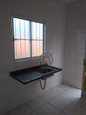 Excelente oportunidade, casa 2 qts no santa terezinha, coxipo, financia e aceita carro - Foto 3