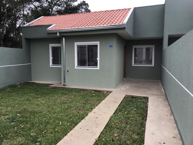 Casas diferenciadas no Campo de Santana. 02 e 03 quartos e espaço aos fundos