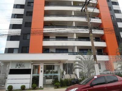 Apartamento no Ed. Royal Princess